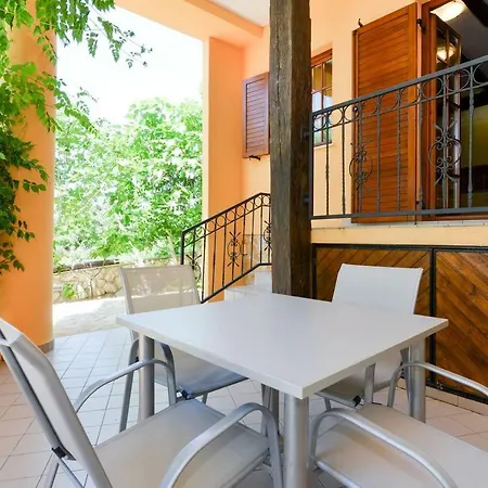 Steffany Apartment *